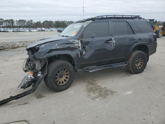 TOYOTA 4RUNNER SR 2017 with VIN JTEBU5JR2H5452484 - Photo from auction