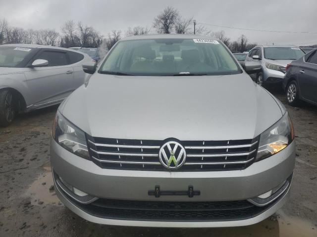 Photo 5 from auction – 2013 VOLKSWAGEN PASSAT SEL with VIN 1VWCN7A32DC079012