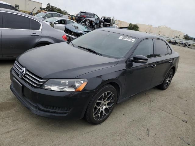 VOLKSWAGEN PASSAT S 2015 with VIN 1VWAT7A37FC076333 - Photo from auction