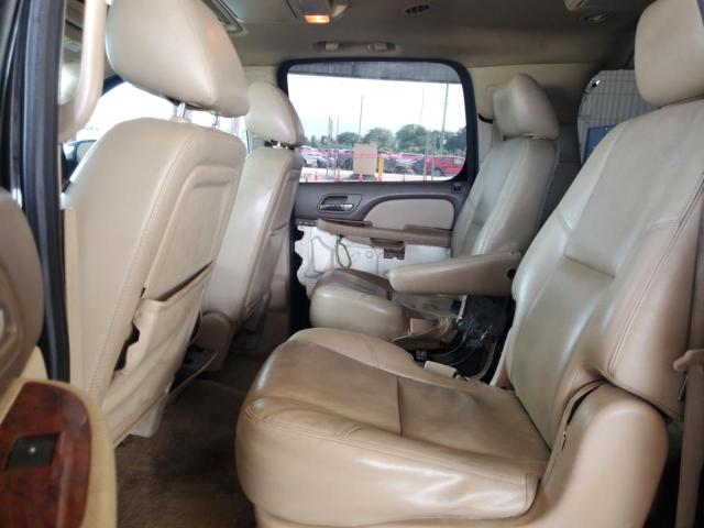 Photo 11 from auction – 2013 CHEVROLET SUBURBAN C with VIN 1GNSCKE00DR188905