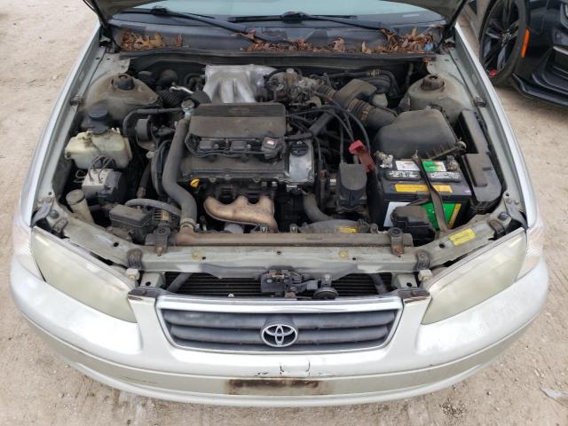 Photo 11 from auction – 2000 TOYOTA CAMRY with VIN 4T1BF28K8YU113980