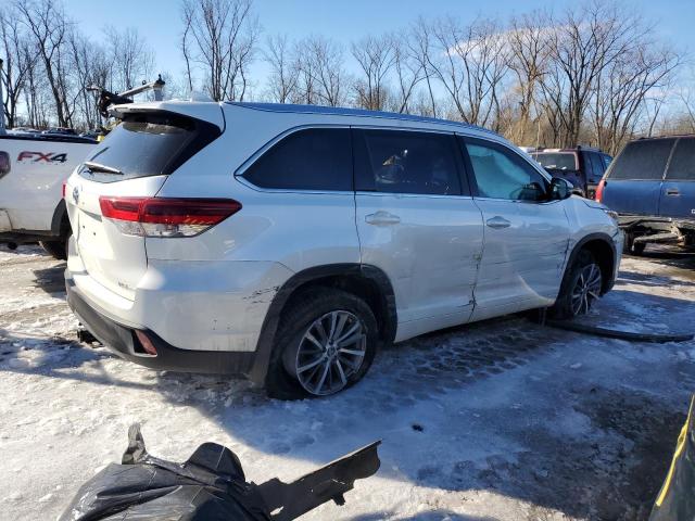 Photo 3 from auction – 2018 TOYOTA HIGHLANDER with VIN 5TDJZRFH0JS846445