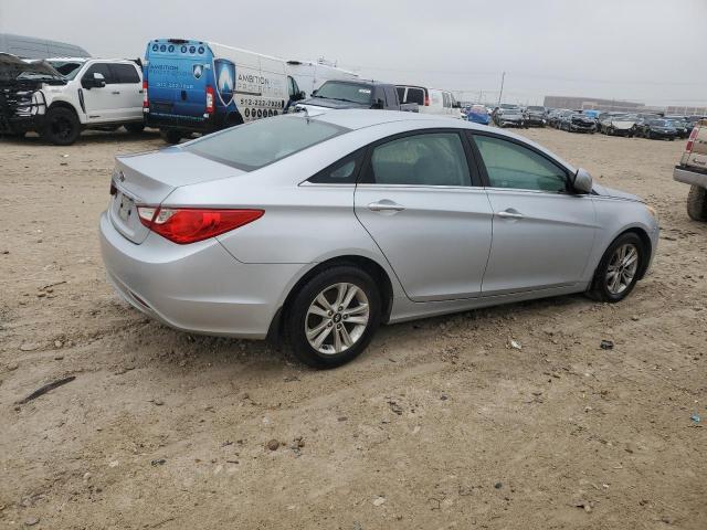 Photo 3 from auction – 2011 HYUNDAI SONATA GLS with VIN 5NPEB4AC2BH148463