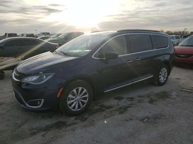 CHRYSLER PACIFICA T 2017 with VIN 2C4RC1BG9HR569493 - Photo from auction