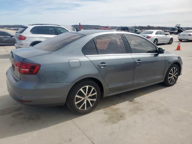 Photo 3 from auction – 2017 VOLKSWAGEN JETTA SE with VIN 3VWDB7AJ9HM370784