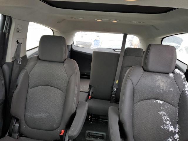 Photo 10 from auction – 2017 CHEVROLET TRAVERSE L with VIN 1GNKRGKD8HJ337567