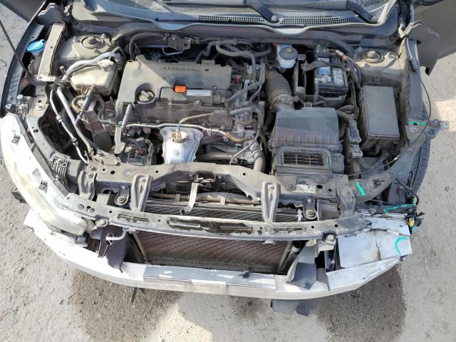 Photo 11 from auction – 2017 HONDA CIVIC LX with VIN 2HGFC2F5XHH551075