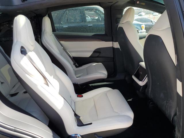 Photo 11 from auction – 2022 TESLA MODEL X with VIN 7SAXCBE53NF335450