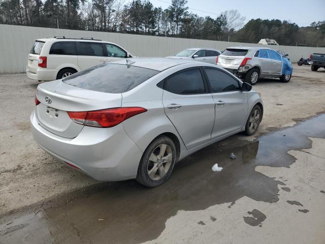 Photo 3 from auction – 2012 HYUNDAI ELANTRA GL with VIN KMHDH4AE2CU293100