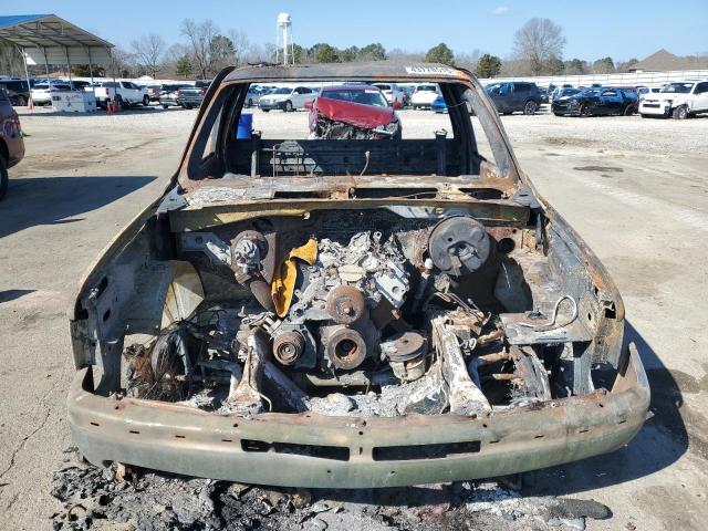 Photo 5 from auction – 2002 CHEVROLET SILVERADO with VIN 1GCEC14V02Z185478