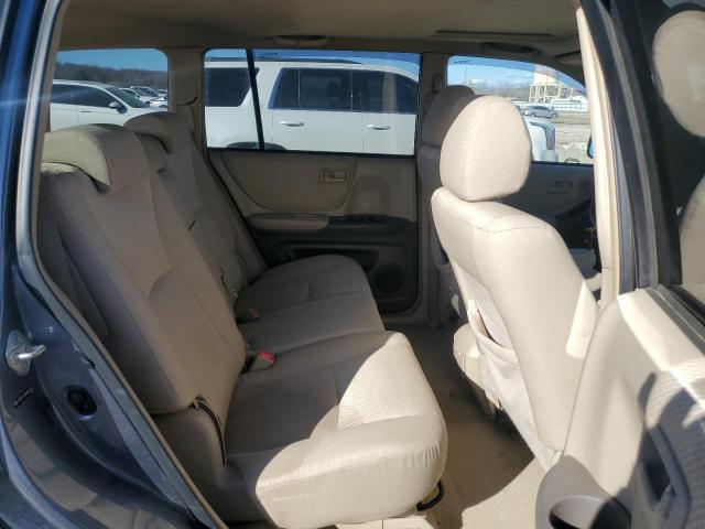 Photo 11 from auction – 2004 TOYOTA HIGHLANDER with VIN JTEEP21AX40047252