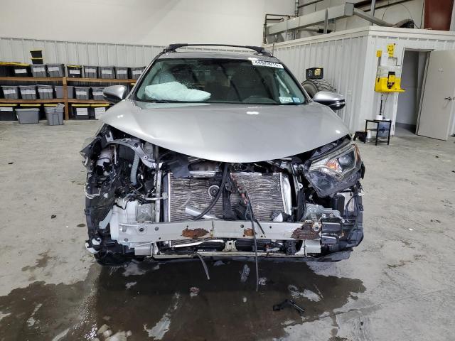 Photo 5 from auction – 2018 TOYOTA RAV4 ADVEN with VIN 2T3RFREV5JW720535