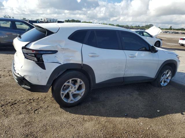 Photo 3 from auction – 2024 CHEVROLET TRAX LS with VIN KL77LFE26RC134670