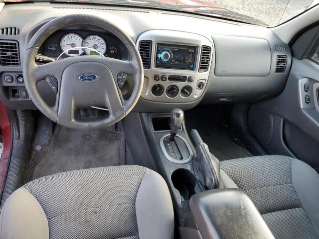 Photo 8 from auction – 2005 FORD ESCAPE XLT with VIN 1FMCU93135KA42504