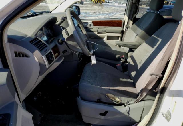 Photo 7 from auction – 2010 CHRYSLER TOWN & COU with VIN 2A4RR5D15AR346494