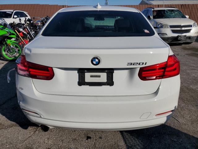 Photo 6 from auction – 2016 BMW 320 I with VIN WBA8E1G58GNT35576