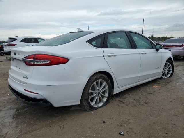 Photo 3 from auction – 2019 FORD FUSION SE with VIN 3FA6P0LU0KR138392