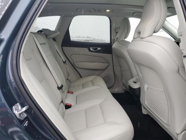 Photo 11 from auction – 2022 VOLVO XC60 B5 MO with VIN YV4L12RK4N1909366