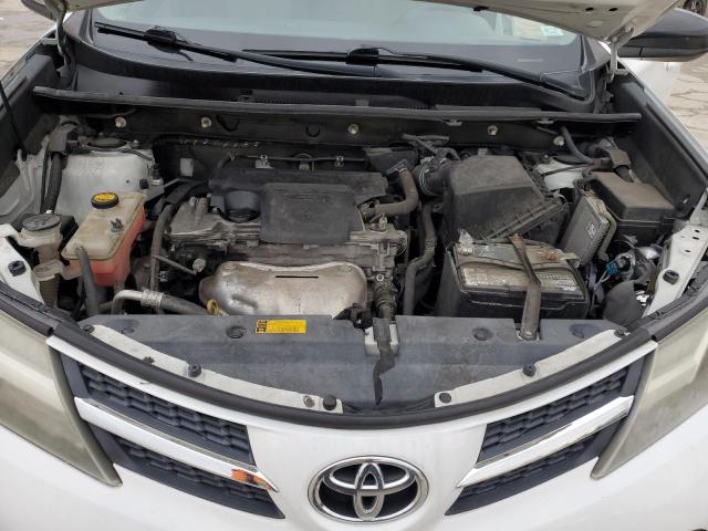 Photo 12 from auction – 2015 TOYOTA RAV4 LE with VIN 2T3BFREV8FW284921