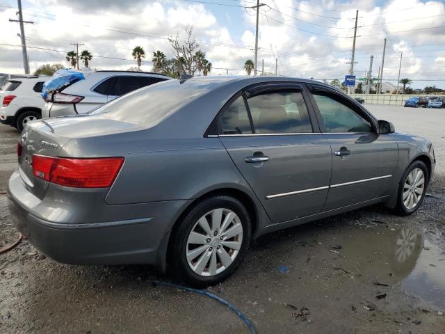 Photo 3 from auction – 2010 HYUNDAI SONATA SE with VIN 5NPEU4AC3AH643327