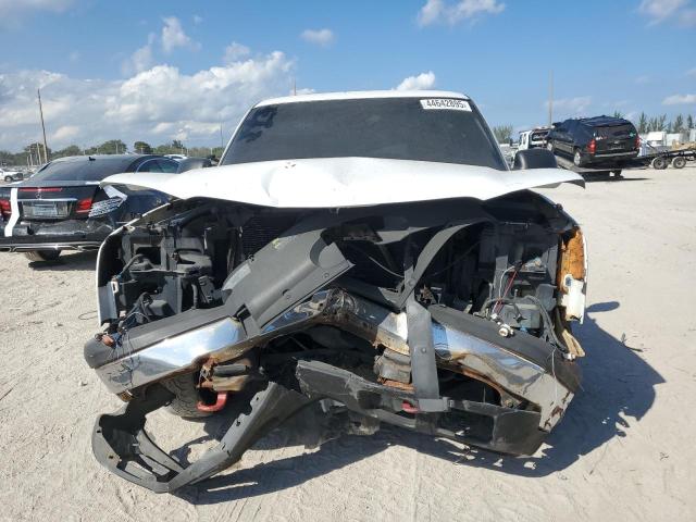 Photo 5 from auction – 2004 CHEVROLET SILVERADO with VIN 1GCEC14V64Z284812