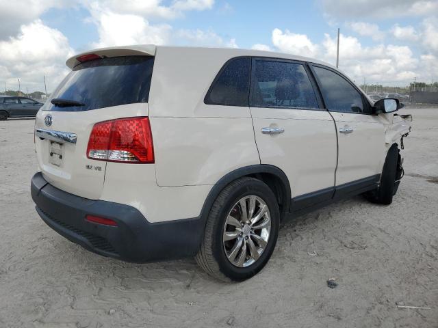 Photo 3 from auction – 2011 KIA SORENTO EX with VIN 5XYKU4A29BG016313