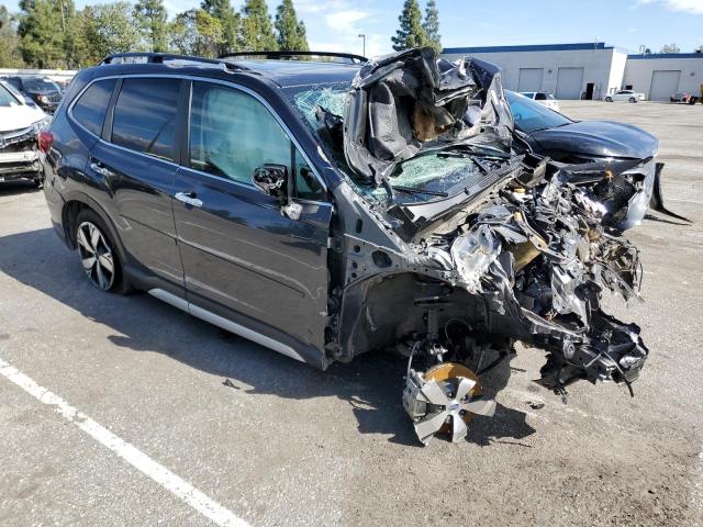 Photo 4 from auction – 2019 SUBARU FORESTER T with VIN JF2SKAWC5KH520193