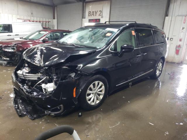 CHRYSLER PACIFICA T 2017 with VIN 2C4RC1BG5HR501823 - Photo from auction