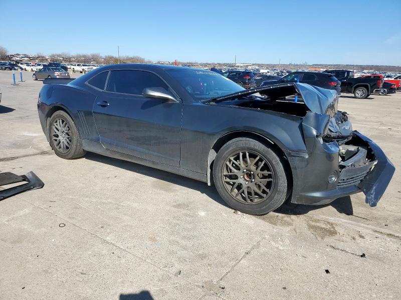 Photo 4 from auction – 2015 CHEVROLET CAMARO LS with VIN 2G1FB1E33F9159180