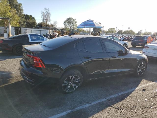 Снимка 3 от търг – 2024 VOLVO S60 CORE с VIN 7JRL12FK8RG325192