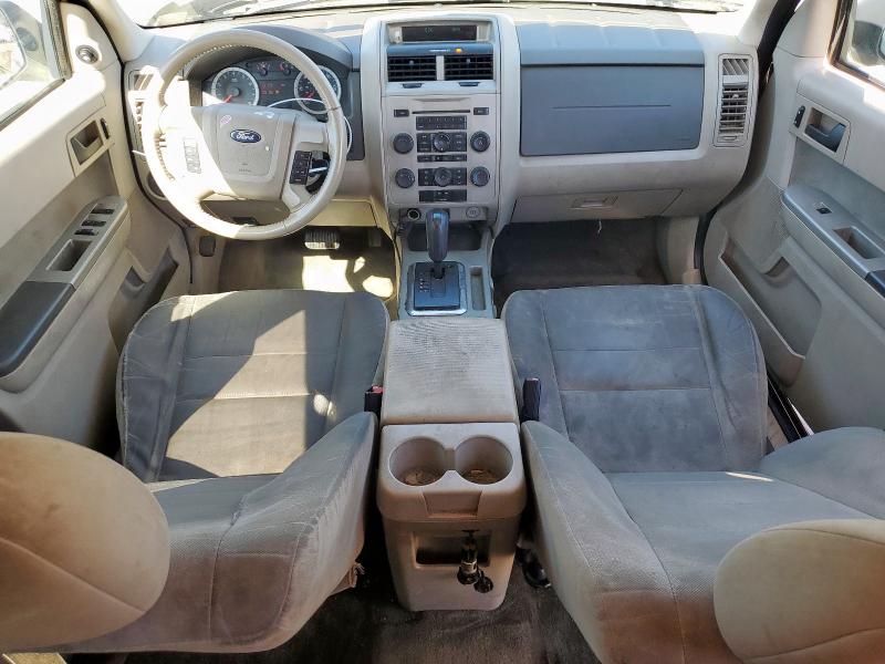 Photo 8 from auction – 2010 FORD ESCAPE XLT with VIN 1FMCU0DG7AKB89921
