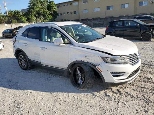 Photo 4 from auction – 2017 LINCOLN MKC SELECT with VIN 5LMCJ2D91HUL45730