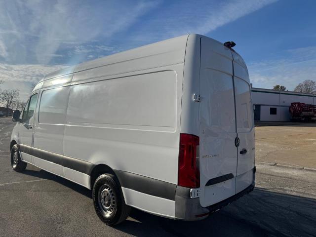 Photo 3 from auction – 2019 FREIGHTLINER SPRINTER 2 with VIN WDRPF1CD0KT009249