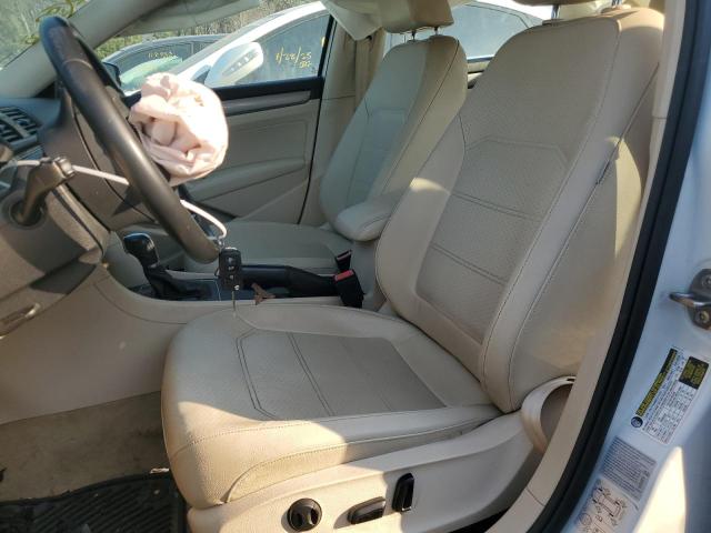 Photo 7 from auction – 2015 VOLKSWAGEN PASSAT S with VIN 1VWAT7A32FC107665
