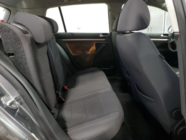 Photo 10 from auction – 2008 VOLKSWAGEN RABBIT with VIN WVWDB71K18W219482