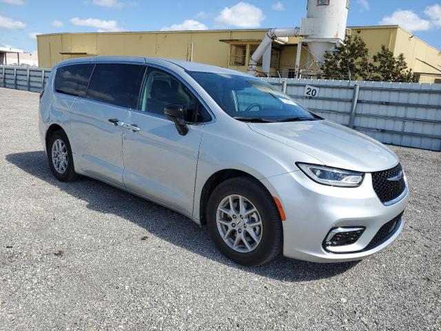 Photo 4 from auction – 2024 CHRYSLER PACIFICA T with VIN 2C4RC1BG4RR164174