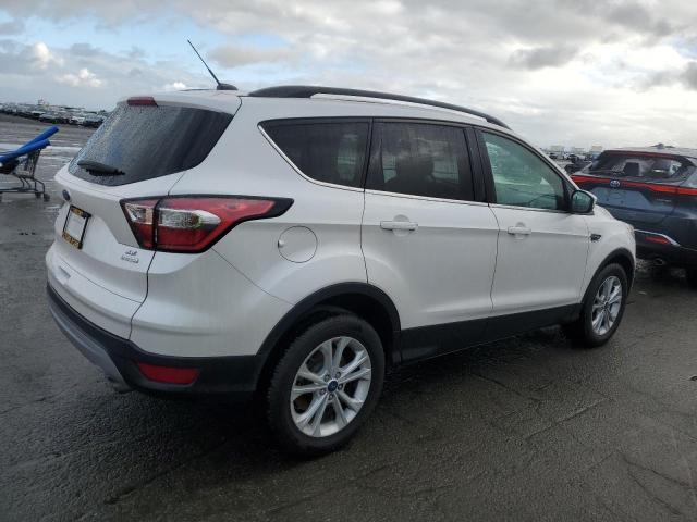 Photo 3 from auction – 2017 FORD ESCAPE SE with VIN 1FMCU0GD4HUC02480