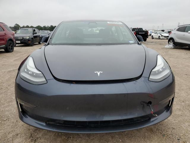 Photo 5 from auction – 2018 TESLA MODEL 3 with VIN 5YJ3E1EA5JF046478