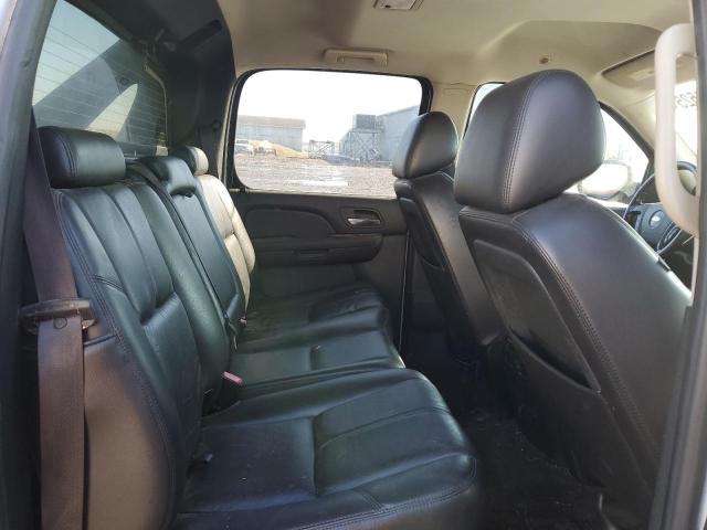 Photo 10 from auction – 2010 CHEVROLET AVALANCHE with VIN 3GNVKFE08AG174253