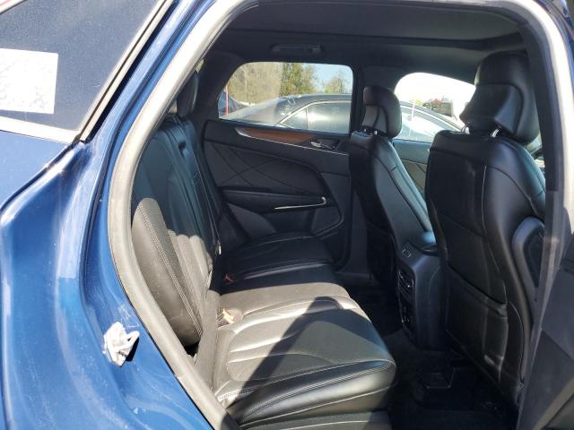 Photo 11 from auction – 2019 LINCOLN MKC RESERV with VIN 5LMCJ3D95KUL16051