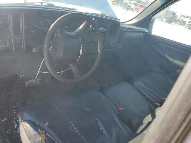 Photo 8 from auction – 2002 CHEVROLET SILVERADO with VIN 1GCEC14ZX2Z321070