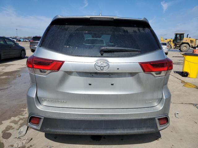 Photo 6 from auction – 2018 TOYOTA HIGHLANDER with VIN 5TDYZRFH3JS281493