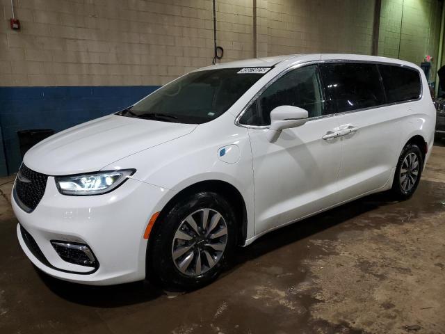 CHRYSLER PACIFICA H 2022 with VIN 2C4RC1L76NR167117 - Photo from auction