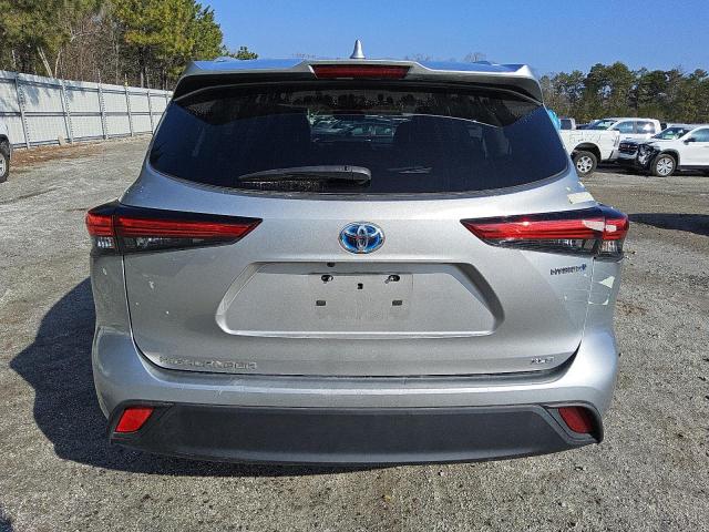 Photo 6 from auction – 2022 TOYOTA HIGHLANDER with VIN 5TDGBRCH2NS561089