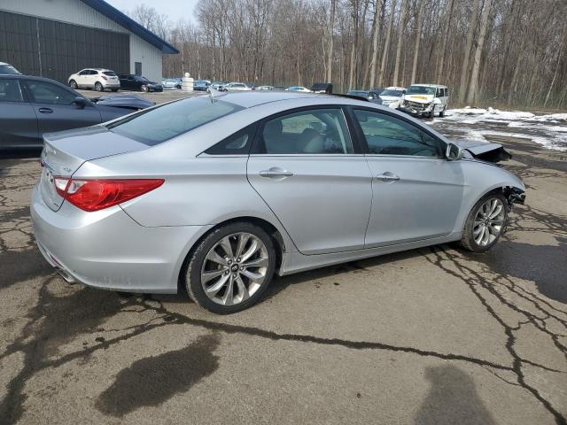 Photo 3 from auction – 2011 HYUNDAI SONATA SE with VIN 5NPEC4AB3BH173361