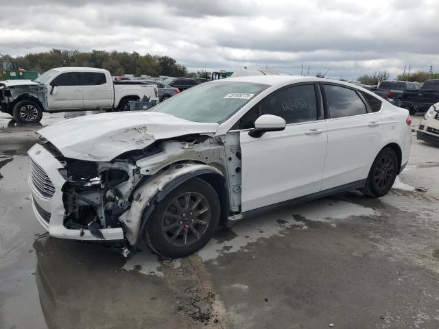 FORD FUSION S 2016 with VIN 3FA6P0G71GR398442 - Photo from auction