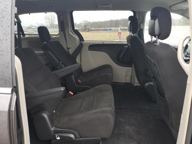 Photo 11 from auction – 2015 CHRYSLER TOWN & COU with VIN 2C4RC1BG3FR657310