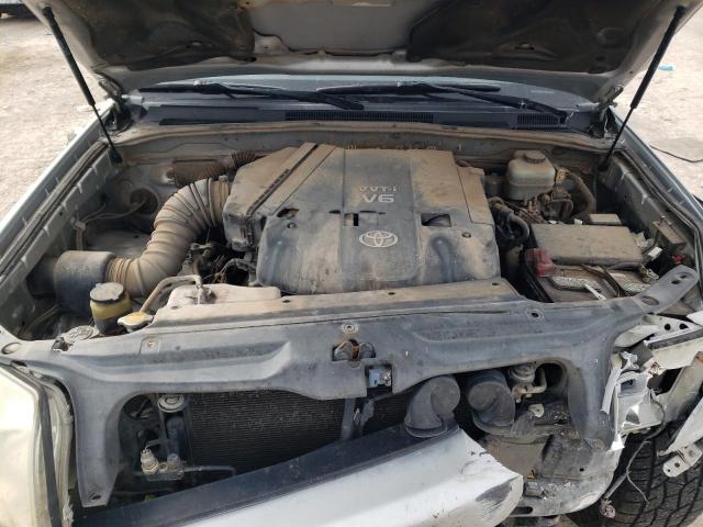 Photo 12 from auction – 2005 TOYOTA 4RUNNER SR with VIN JTEZU14R150047518