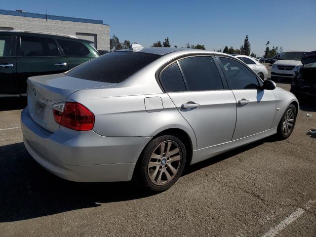 Photo 3 from auction – 2007 BMW 328 XI with VIN WBAVC935X7KX55936
