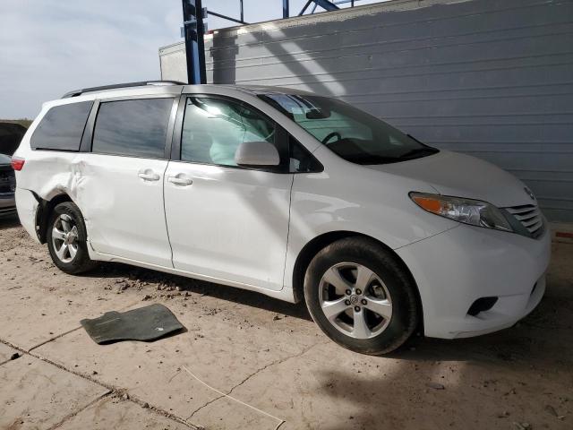 Photo 4 from auction – 2016 TOYOTA SIENNA LE with VIN 5TDKK3DC4GS730929